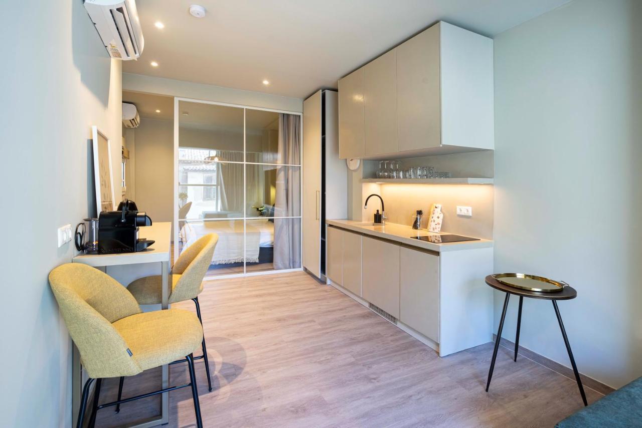 Yalarent Stunning Apartments At The Heart Of Athens Atenas Exterior foto
