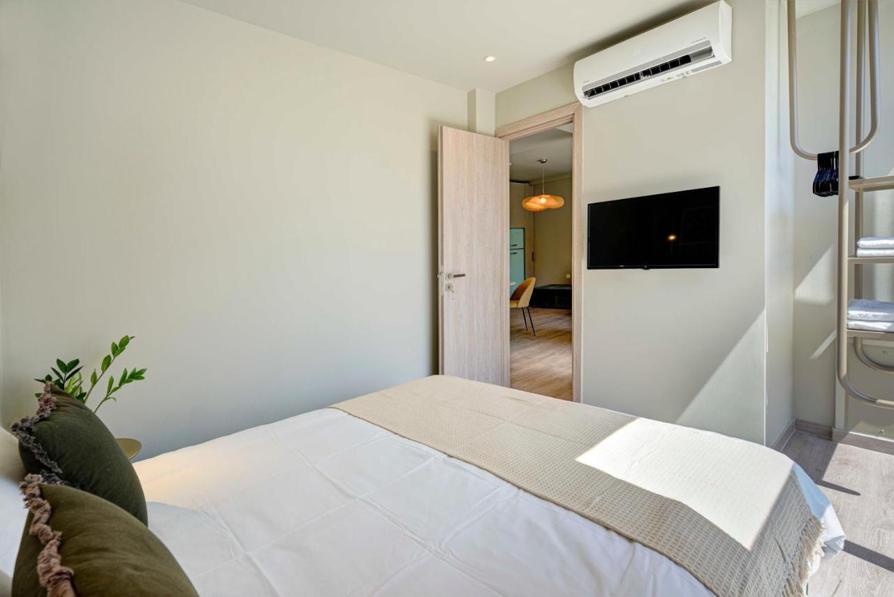 Yalarent Stunning Apartments At The Heart Of Athens Atenas Exterior foto