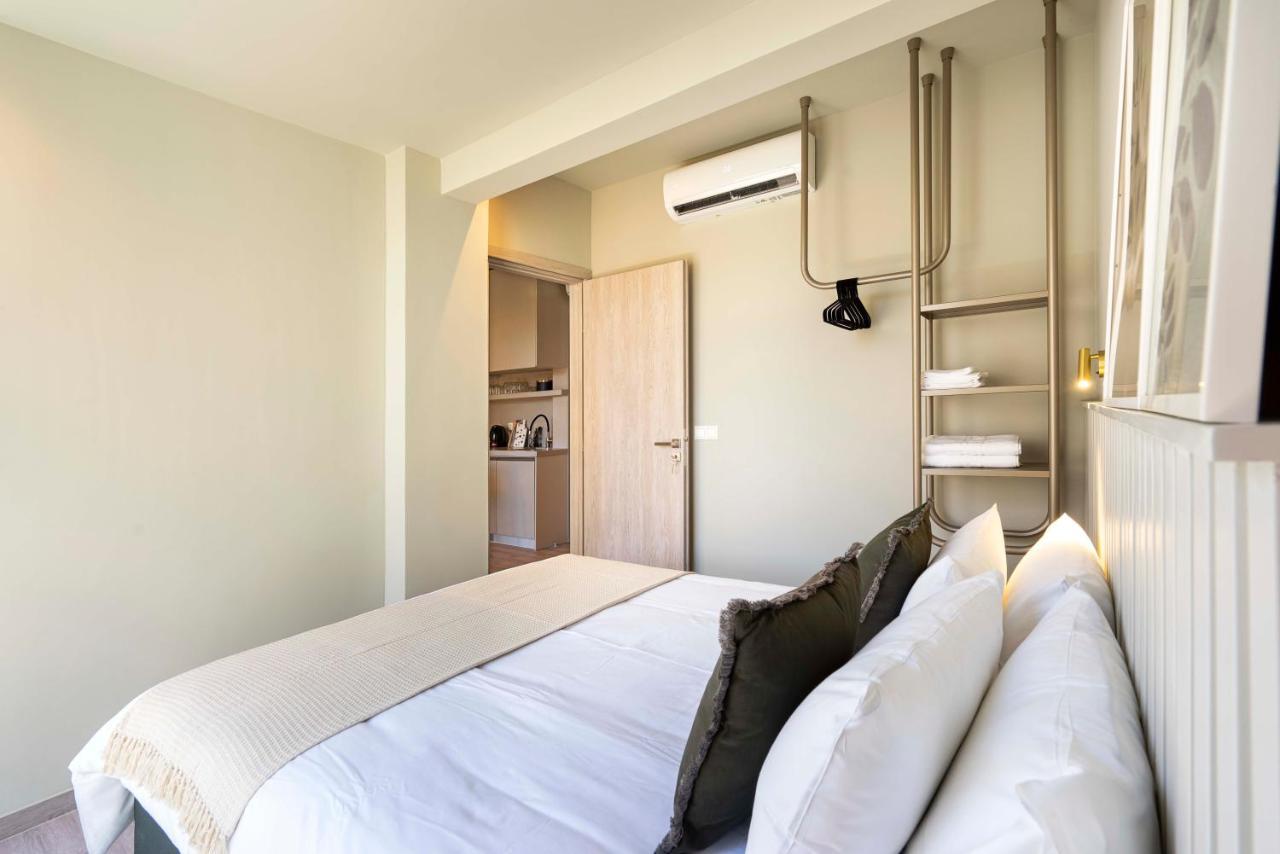 Yalarent Stunning Apartments At The Heart Of Athens Atenas Exterior foto